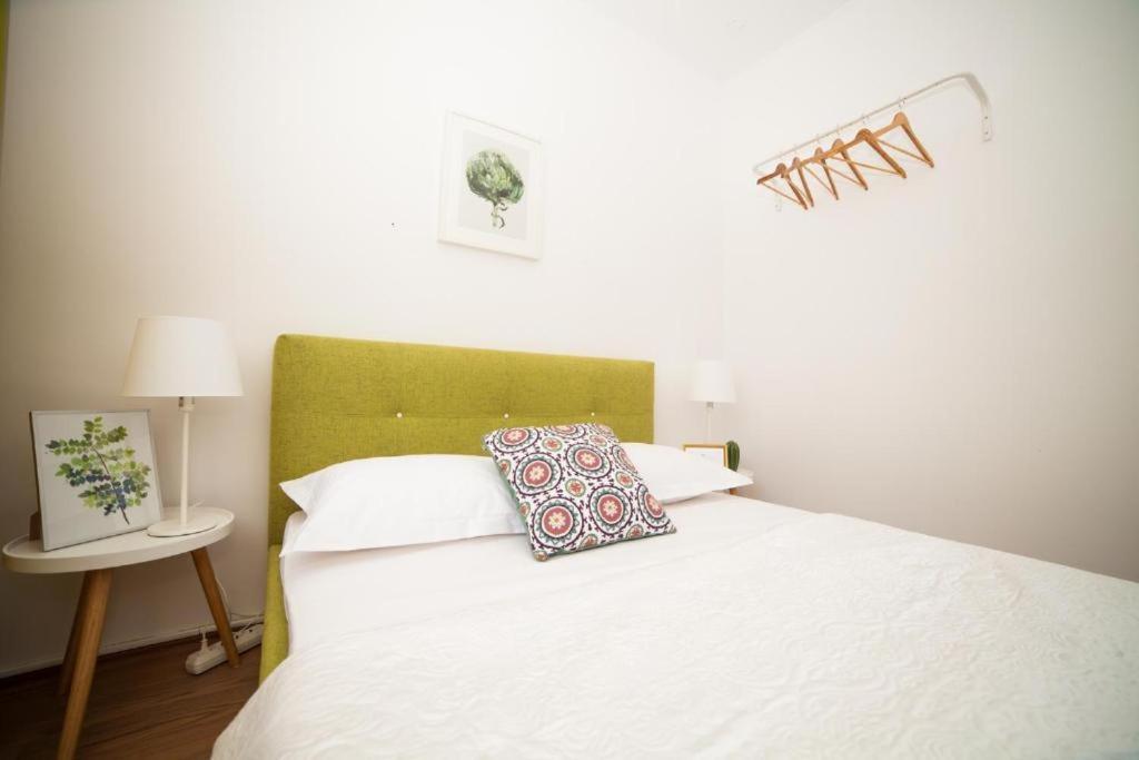 Guesthouse Smart بوخارست المظهر الخارجي الصورة